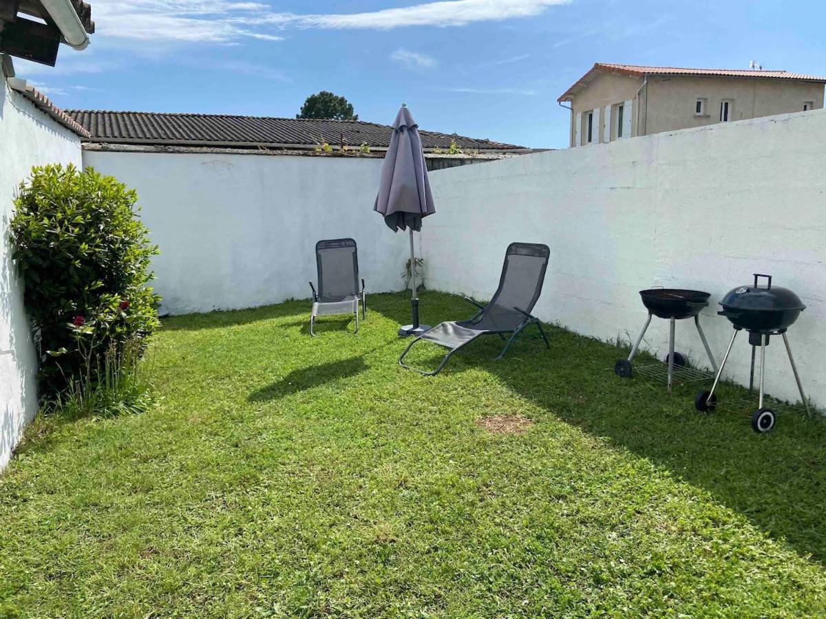Joli Appartement Renove Avec Jardin Clos La Tremblade Esterno foto