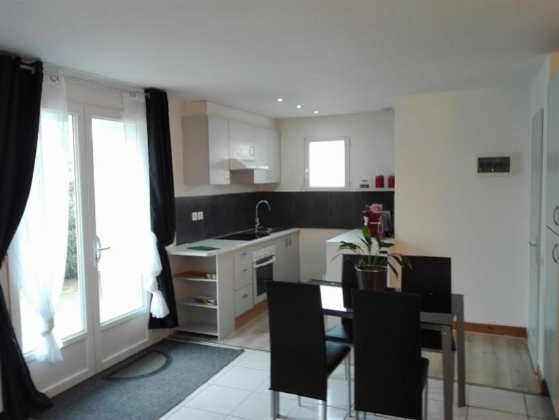 Joli Appartement Renove Avec Jardin Clos La Tremblade Esterno foto